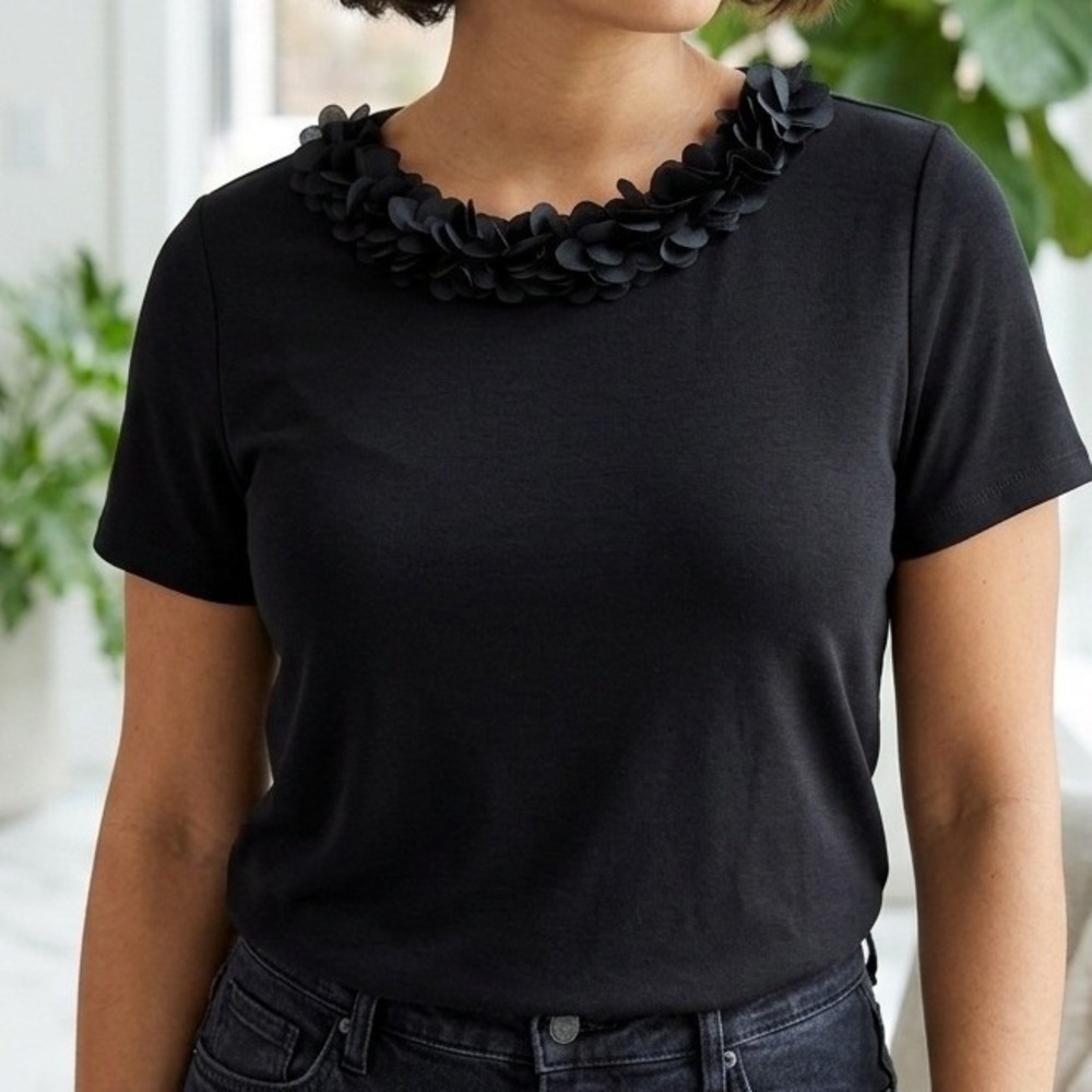 CeCe Womens Black Short Sleeve 3D Floral Petal Neckline Knit Top Blouse Large